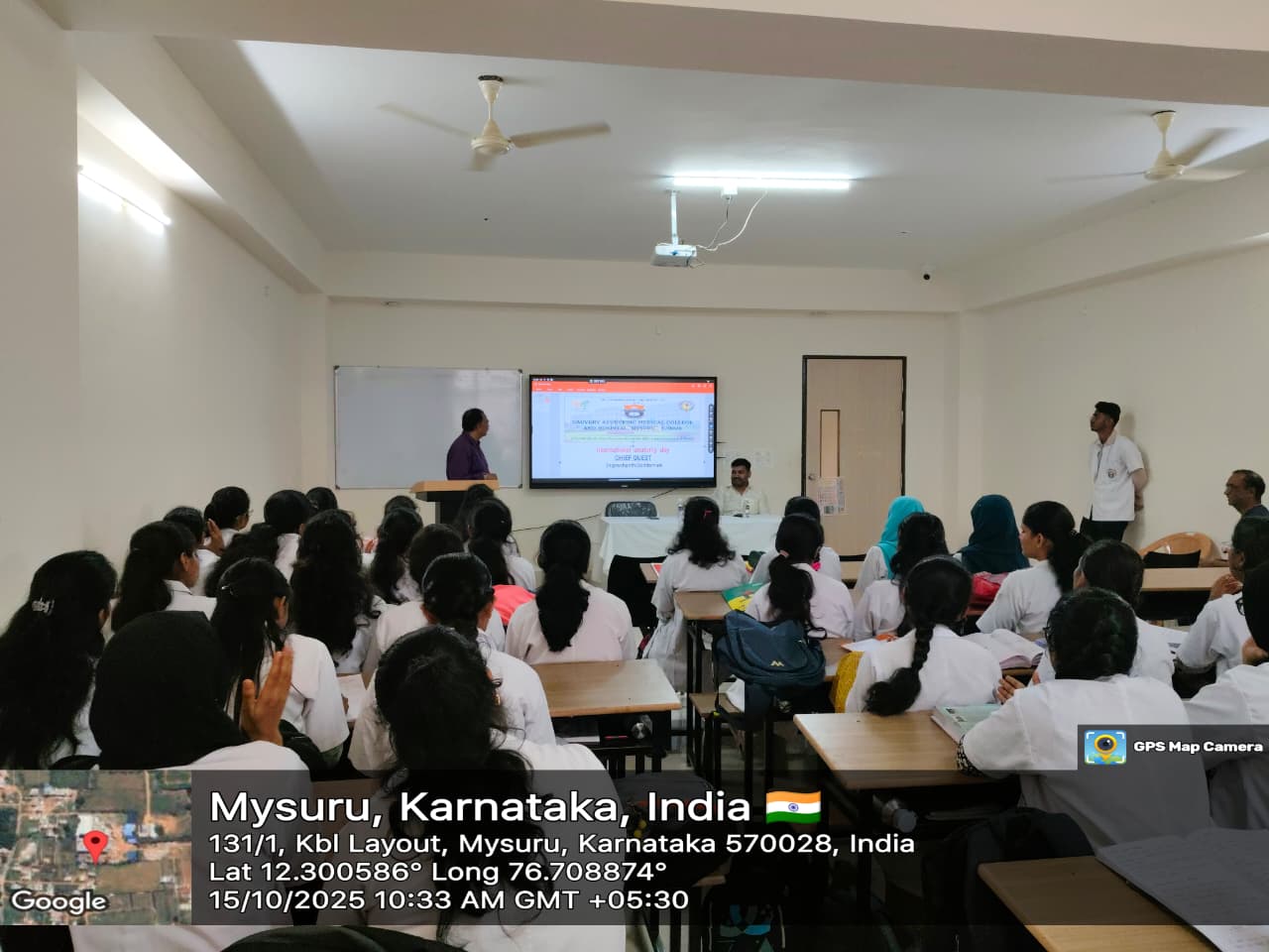 WhatsApp Image 2025-10-17 at 09.29.08 (1)